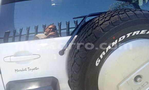 Tenga Tsaru Toyota Prado Zvimwe Mota in Mocímboa da Praia in Cabo Delgado Tenga Tsaru Toyota Prado Zvimwe Mota in Mocímboa da Praia in Cabo Delgado