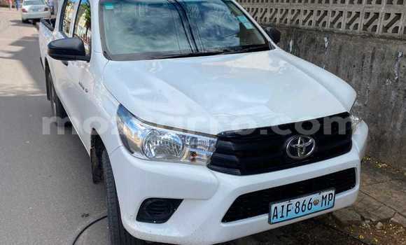 Buy Used Toyota Hilux White Car in Maputo in Maputo Buy Used Toyota Hilux White Car in Maputo in Maputo