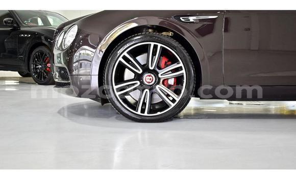 Comprar Usado Bentley Flying Spur Prata Carro em Maputo em Maputo Comprar Usado Bentley Flying Spur Prata Carro em Maputo em Maputo