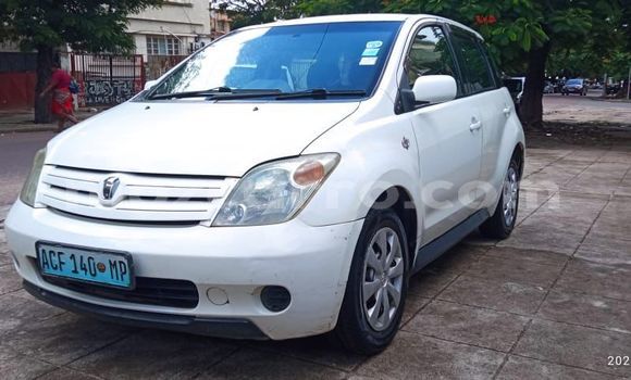 Tenga Tsaru Toyota IST Chena Mota in Maputo in Maputo Tenga Tsaru Toyota IST Chena Mota in Maputo in Maputo