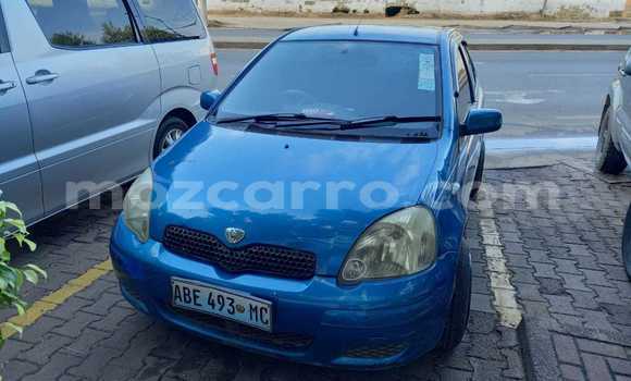 Nunua Ilio tumika Toyota Vitz Bluu Gari ndani ya Maputo nchini Maputo
