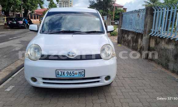 Nunua Ilio tumika Toyota Sienta Nyeupe Gari ndani ya Maputo nchini Maputo Nunua Ilio tumika Toyota Sienta Nyeupe Gari ndani ya Maputo nchini Maputo