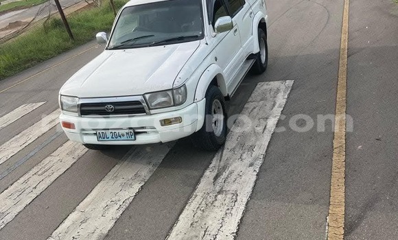 Tenga Tsaru Toyota Hilux Surf Chena Mota in Maputo in Maputo Tenga Tsaru Toyota Hilux Surf Chena Mota in Maputo in Maputo