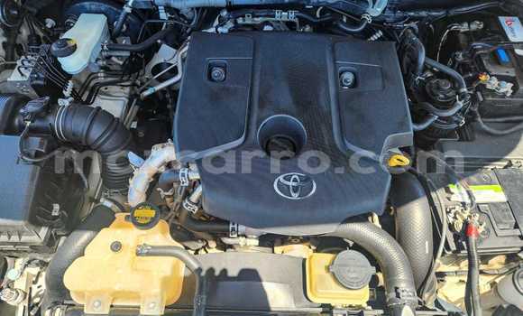 Nunua Ilio tumika Toyota Hilux Nyeupe Gari ndani ya Maputo nchini Maputo Nunua Ilio tumika Toyota Hilux Nyeupe Gari ndani ya Maputo nchini Maputo