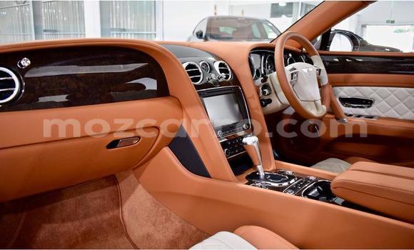 Comprar Usado Bentley Flying Spur Prata Carro em Maputo em Maputo Comprar Usado Bentley Flying Spur Prata Carro em Maputo em Maputo