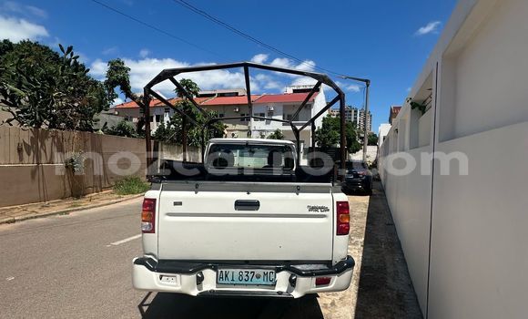 Tenga Tsaru Mahindra Armada Chena Mota in Maputo in Maputo Tenga Tsaru Mahindra Armada Chena Mota in Maputo in Maputo