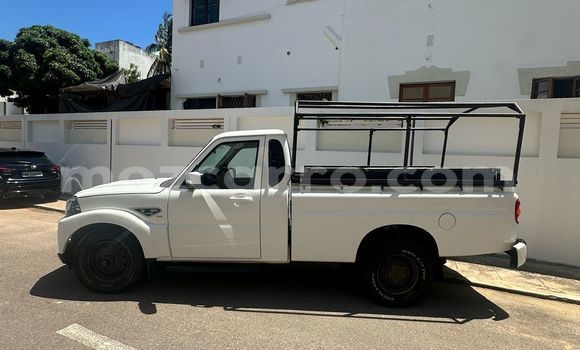 Tenga Tsaru Mahindra Armada Chena Mota in Maputo in Maputo Tenga Tsaru Mahindra Armada Chena Mota in Maputo in Maputo