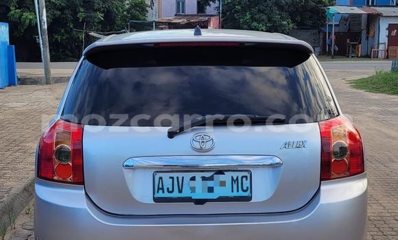 Comprar Usado Toyota Runx Prata Carro em Maputo em Maputo Comprar Usado Toyota Runx Prata Carro em Maputo em Maputo