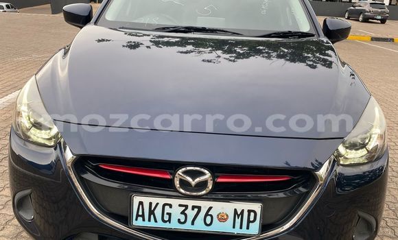Buy Used Mazda Demio Blue Car in Maputo in Maputo