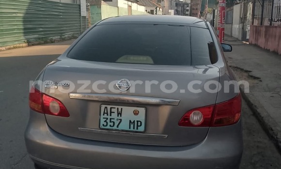 Comprar Usado Nissan Bluebird Azul Carro em Maputo em Maputo Comprar Usado Nissan Bluebird Azul Carro em Maputo em Maputo