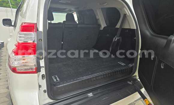 Nunua Mpya Toyota Land Cruiser Prado Nyeupe Gari ndani ya Maputo nchini Maputo Nunua Mpya Toyota Land Cruiser Prado Nyeupe Gari ndani ya Maputo nchini Maputo