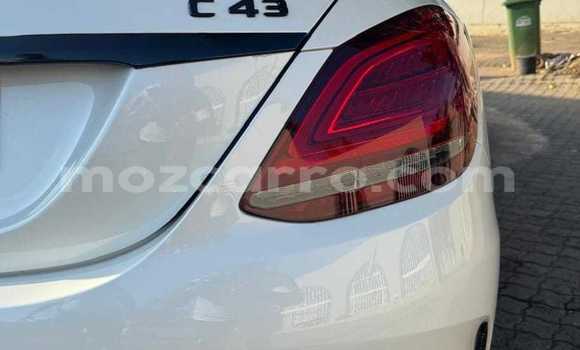 Nunua Ilio tumika Mercedes‒Benz AMG GLC Nyeupe Gari ndani ya Maputo nchini Maputo Nunua Ilio tumika Mercedes‒Benz AMG GLC Nyeupe Gari ndani ya Maputo nchini Maputo