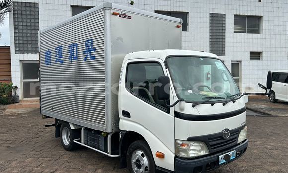 Comprar Novo Toyota Dyna Branco Carro em Maputo em Maputo