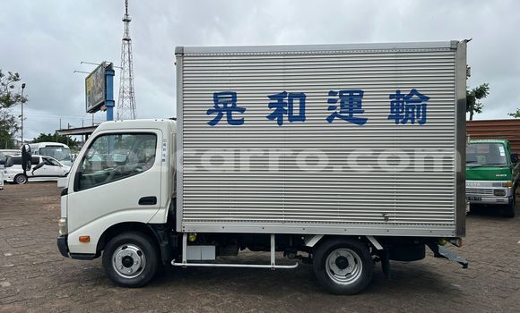 Comprar Novo Toyota Dyna Branco Carro em Maputo em Maputo Comprar Novo Toyota Dyna Branco Carro em Maputo em Maputo