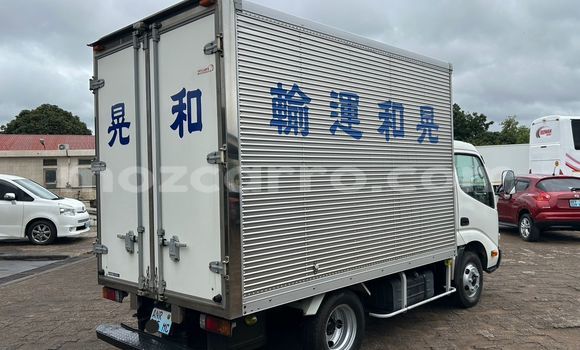 Comprar Novo Toyota Dyna Branco Carro em Maputo em Maputo Comprar Novo Toyota Dyna Branco Carro em Maputo em Maputo