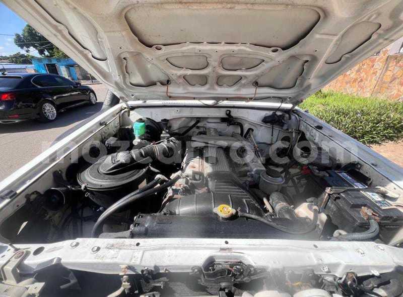 Big with watermark toyota land cruiser maputo maputo 37001