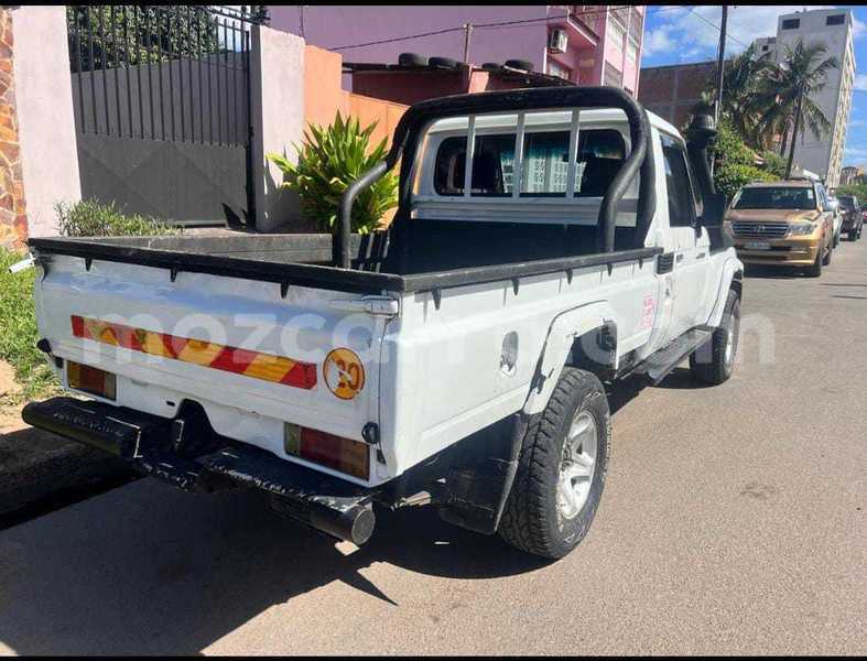 Big with watermark toyota land cruiser maputo maputo 37001