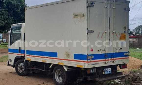 Buy Used Isuzu 117 Other Car in Maputo in Maputo Buy Used Isuzu 117 Other Car in Maputo in Maputo