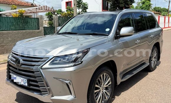 Tenga Itsva Lexus LX 570 Sirivha Mota in Maputo in Maputo Tenga Itsva Lexus LX 570 Sirivha Mota in Maputo in Maputo