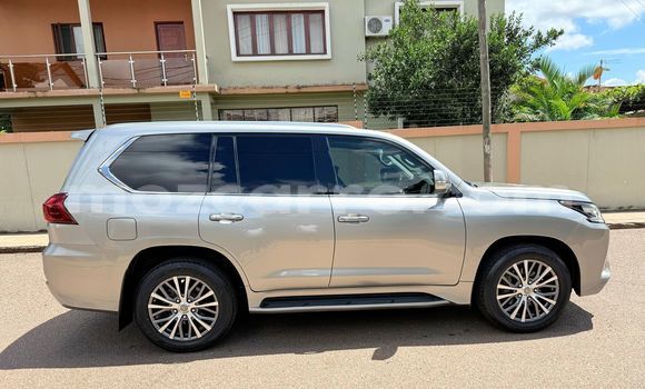 Tenga Itsva Lexus LX 570 Sirivha Mota in Maputo in Maputo Tenga Itsva Lexus LX 570 Sirivha Mota in Maputo in Maputo