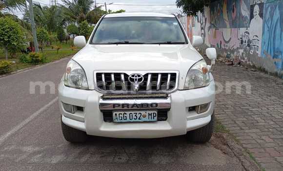 Buy Used Toyota Land Cruiser Prado White Car in Maputo in Maputo Buy Used Toyota Land Cruiser Prado White Car in Maputo in Maputo