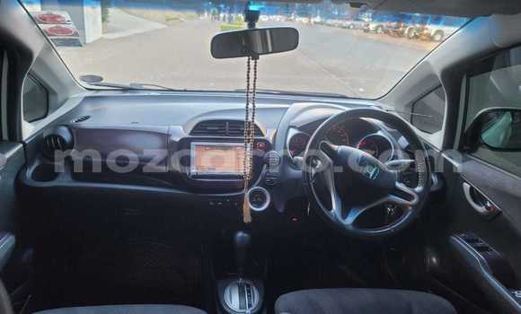 Buy Used Honda Fit White Car in Maputo in Maputo Buy Used Honda Fit White Car in Maputo in Maputo