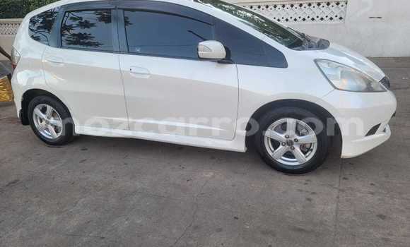 Buy Used Honda Fit White Car in Maputo in Maputo Buy Used Honda Fit White Car in Maputo in Maputo