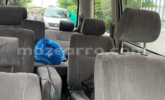 Comprar Usado Toyota Noah Prata Carro em Maputo em Maputo Comprar Usado Toyota Noah Prata Carro em Maputo em Maputo