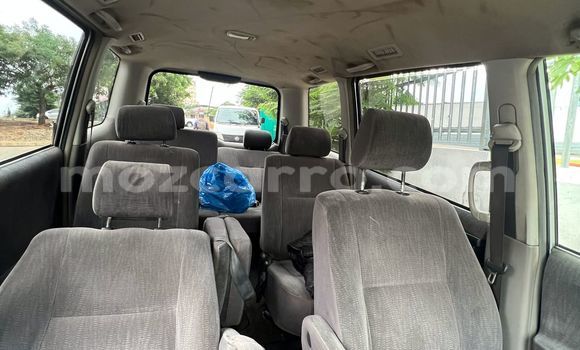 Comprar Usado Toyota Noah Prata Carro em Maputo em Maputo Comprar Usado Toyota Noah Prata Carro em Maputo em Maputo