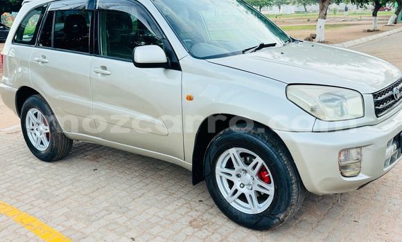 Comprar Usado Toyota RAV4 Bege Carro em Maputo em Maputo Comprar Usado Toyota RAV4 Bege Carro em Maputo em Maputo