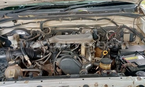 Tenga Tsaru Toyota Hilux Chena Mota in Maputo in Maputo Tenga Tsaru Toyota Hilux Chena Mota in Maputo in Maputo