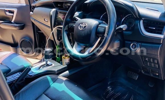 Buy Used Toyota Fortuner Brown Car in Maputo in Maputo Buy Used Toyota Fortuner Brown Car in Maputo in Maputo