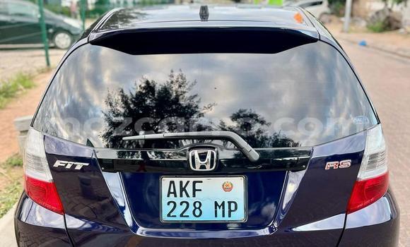 Nunua Ilio tumika Honda Fit Bluu Gari ndani ya Maputo nchini Maputo Nunua Ilio tumika Honda Fit Bluu Gari ndani ya Maputo nchini Maputo