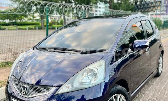 Nunua Ilio tumika Honda Fit Bluu Gari ndani ya Maputo nchini Maputo Nunua Ilio tumika Honda Fit Bluu Gari ndani ya Maputo nchini Maputo