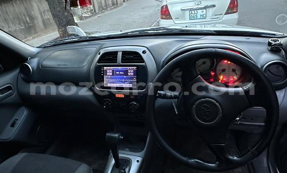 Nunua Ilio tumika Toyota RAV4 Fedha Gari ndani ya Maputo nchini Maputo Nunua Ilio tumika Toyota RAV4 Fedha Gari ndani ya Maputo nchini Maputo