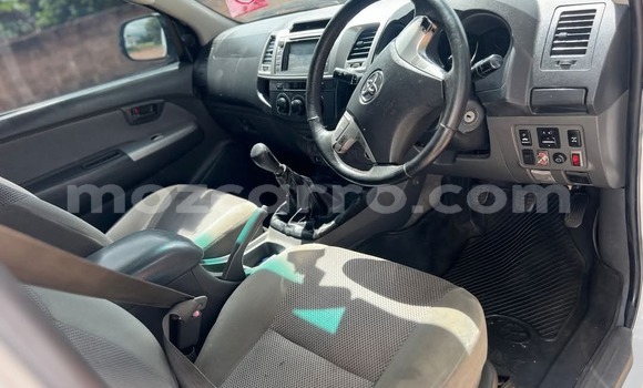 Tenga Tsaru Toyota Hilux Chena Mota in Maputo in Maputo Tenga Tsaru Toyota Hilux Chena Mota in Maputo in Maputo