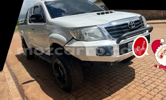 Tenga Tsaru Toyota Hilux Chena Mota in Maputo in Maputo Tenga Tsaru Toyota Hilux Chena Mota in Maputo in Maputo