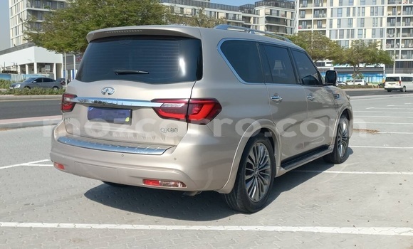 Tenga Tsaru Infiniti QX80 Beige Mota in Maputo in Maputo Tenga Tsaru Infiniti QX80 Beige Mota in Maputo in Maputo