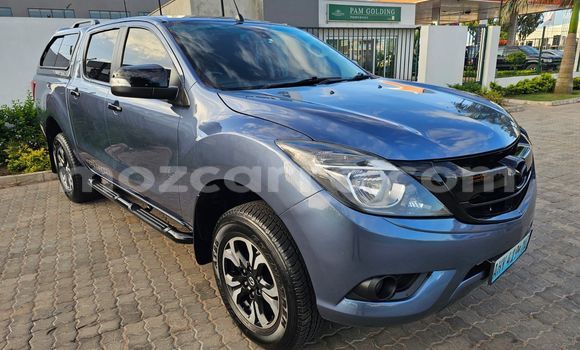 Nunua Ilio tumika Mazda BT-50 Bluu Gari ndani ya Maputo nchini Maputo Nunua Ilio tumika Mazda BT-50 Bluu Gari ndani ya Maputo nchini Maputo
