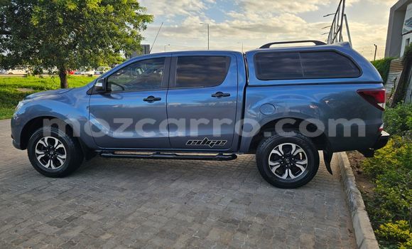 Comprar Usado Mazda BT-50 Azul Carro em Maputo em Maputo Comprar Usado Mazda BT-50 Azul Carro em Maputo em Maputo