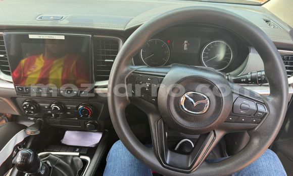Comprar Usado Mazda BT-50 De outros Carro em Maputo em Maputo Comprar Usado Mazda BT-50 De outros Carro em Maputo em Maputo