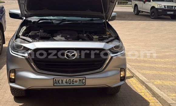 Comprar Usado Mazda BT-50 De outros Carro em Maputo em Maputo Comprar Usado Mazda BT-50 De outros Carro em Maputo em Maputo