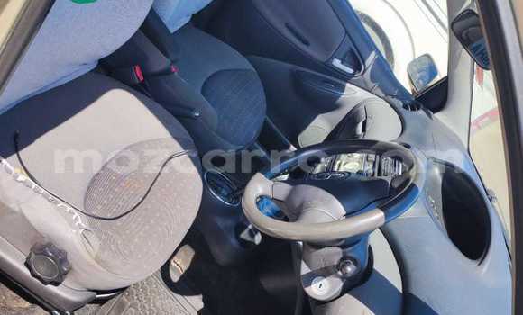 Nunua Ilio tumika Toyota Vitz Fedha Gari ndani ya Maputo nchini Maputo Nunua Ilio tumika Toyota Vitz Fedha Gari ndani ya Maputo nchini Maputo