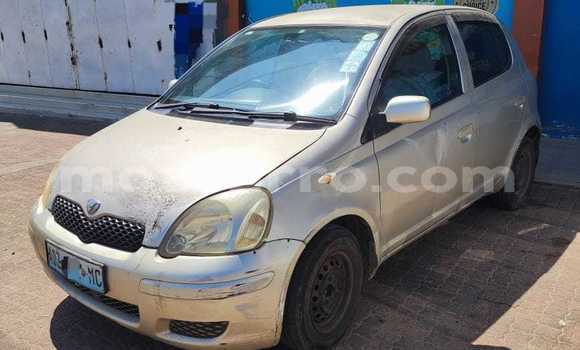 Nunua Ilio tumika Toyota Vitz Fedha Gari ndani ya Maputo nchini Maputo Nunua Ilio tumika Toyota Vitz Fedha Gari ndani ya Maputo nchini Maputo