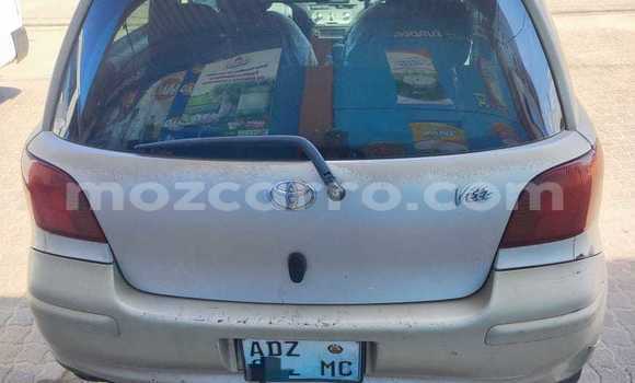 Nunua Ilio tumika Toyota Vitz Fedha Gari ndani ya Maputo nchini Maputo Nunua Ilio tumika Toyota Vitz Fedha Gari ndani ya Maputo nchini Maputo