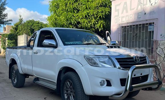 Buy Used Toyota Hilux White Car in Maputo in Maputo Buy Used Toyota Hilux White Car in Maputo in Maputo