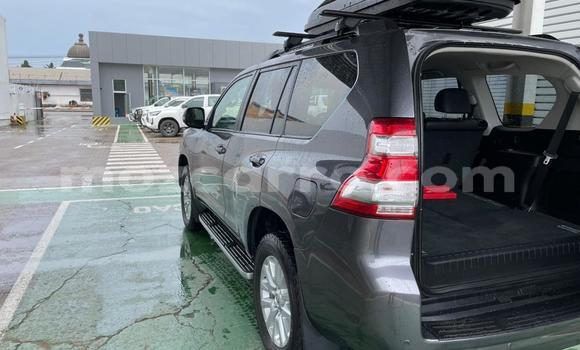 Nunua Ilio tumika Toyota Land Cruiser Prado Nyingine Gari ndani ya Maputo nchini Maputo Nunua Ilio tumika Toyota Land Cruiser Prado Nyingine Gari ndani ya Maputo nchini Maputo
