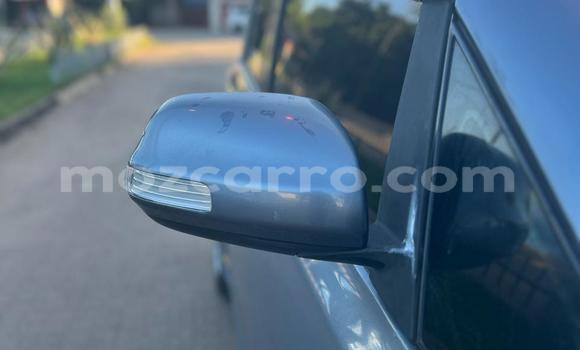 Comprar Usado Toyota Ractis Azul Carro em Maputo em Maputo Comprar Usado Toyota Ractis Azul Carro em Maputo em Maputo