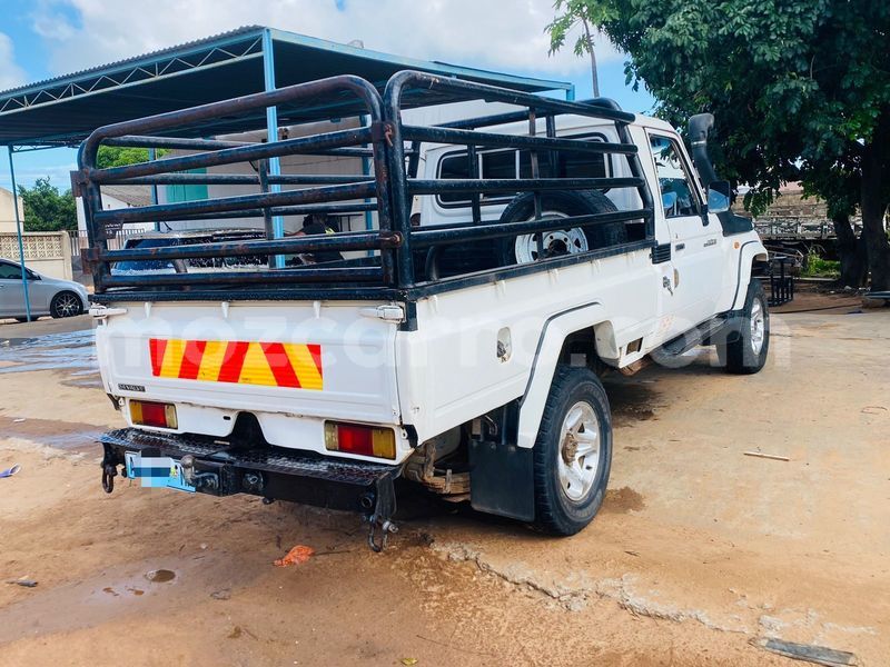 Big with watermark toyota hilux maputo maputo 37109