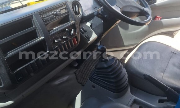 Buy Used Hino 300 Series White Truck in Maputo in Maputo Buy Used Hino 300 Series White Truck in Maputo in Maputo